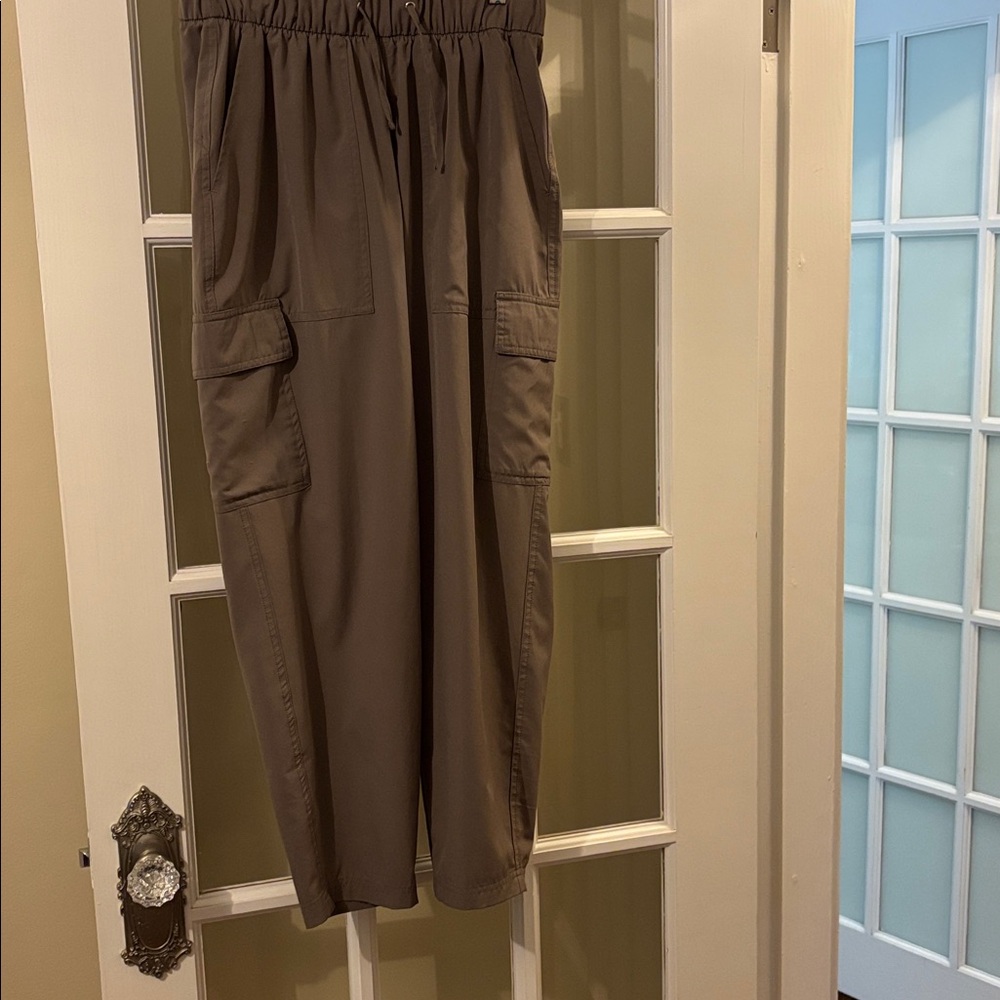 Cargo pants stretch tech